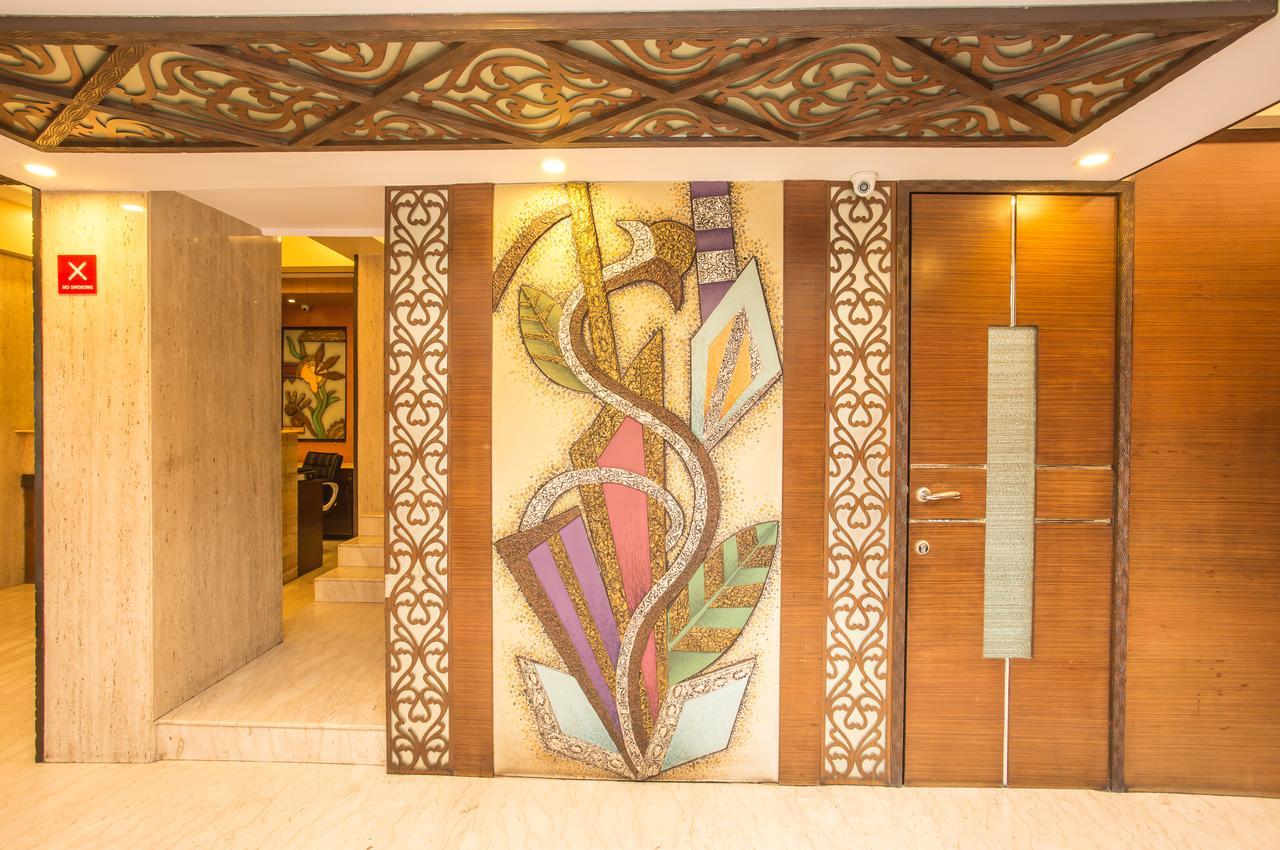 Hotel Kalpana Palace, Mumbai  Buitenkant foto