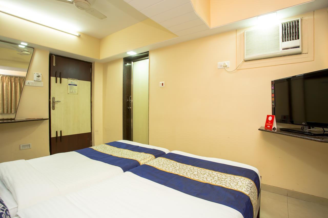Hotel Kalpana Palace, Mumbai  Buitenkant foto