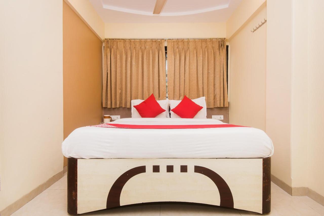 Hotel Kalpana Palace, Mumbai  Buitenkant foto