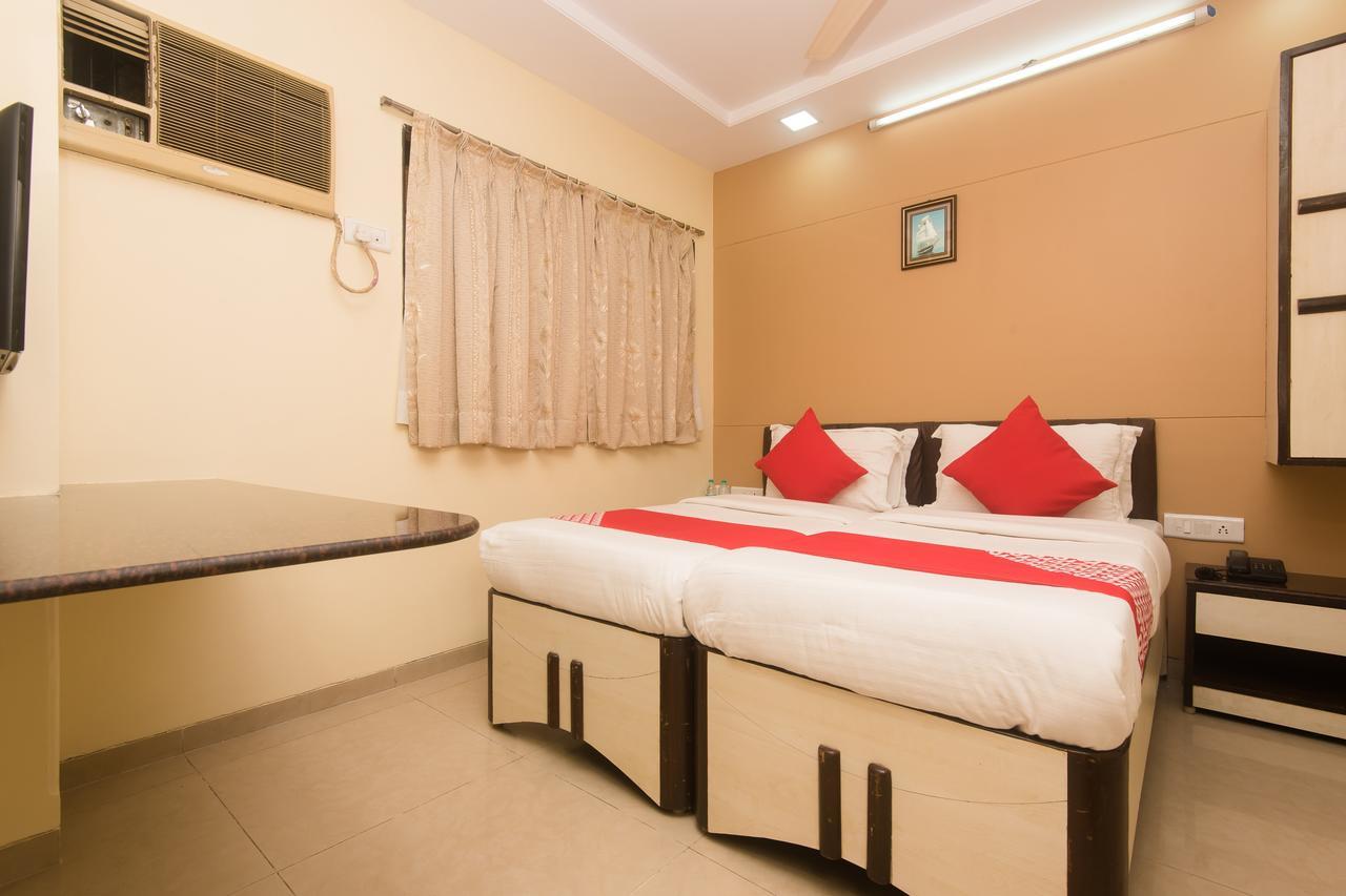 Hotel Kalpana Palace, Mumbai  Buitenkant foto